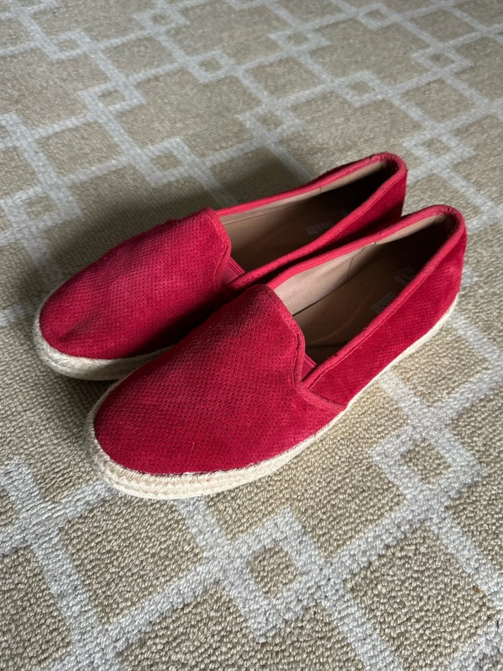 Clarks Cushion Soft Red Suede Espadrille Slip On Flats Women’s 10